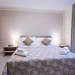 Sanny-grande B Sleeps 8 With Pool By Italian *