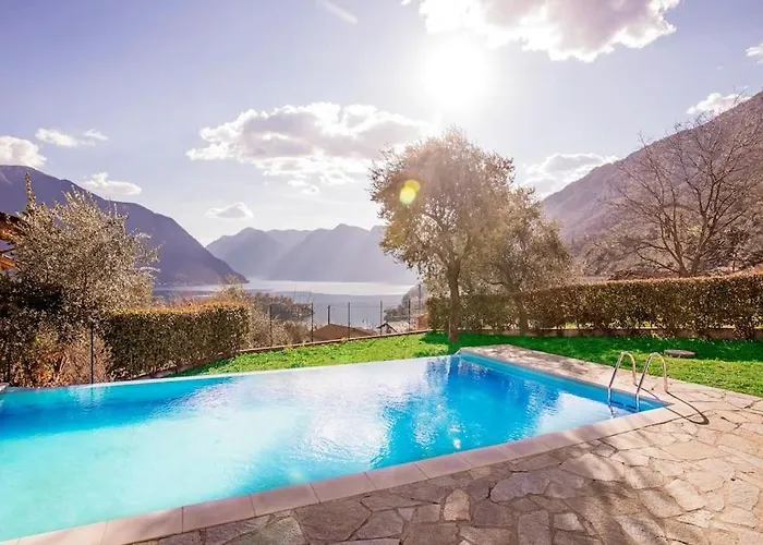 Sanny-grande B Sleeps 8 With Pool By Italian * Ossuccio