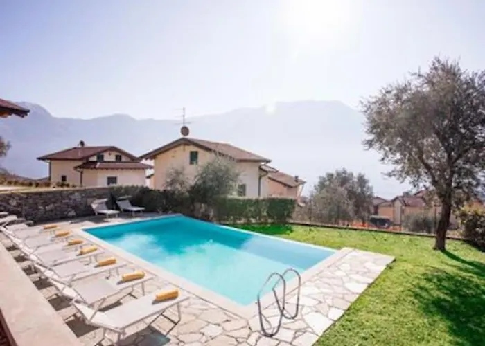 公寓 Sanny-grande B Sleeps 8 With Pool By Italian