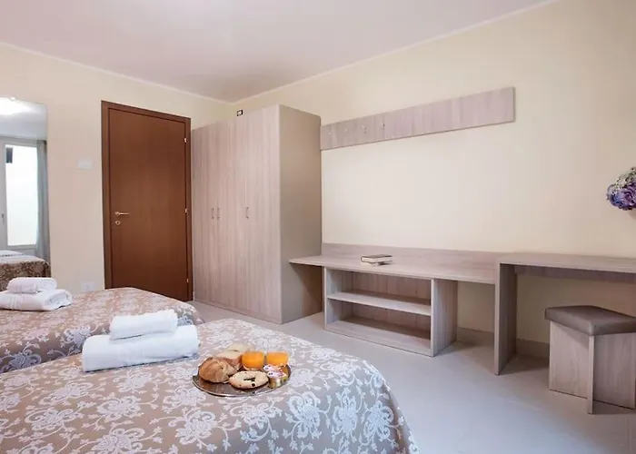 Sanny-grande B Sleeps 8 With Pool By Italian 公寓 欧苏西奥